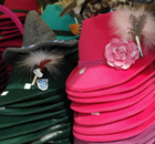 mit Hut ist Mann/Frau einfach ein anderer Mensch mit Hut ist Mann/Frau einfach ein anderer Mensch